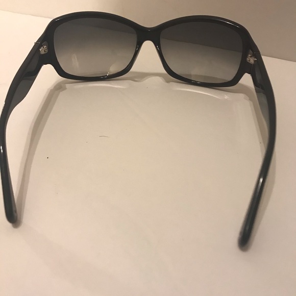 Coach Taryn (S801) Black sunglasses - Picture 4 of 5